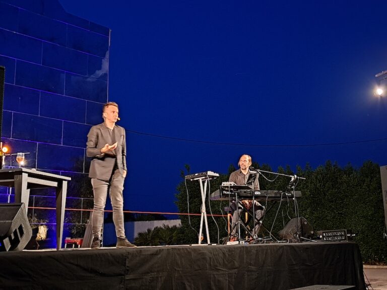 Battiato raccontato da Andrea Scanzi e dal M° Gianluca Di Febo a Masseria San Giovanni - Osservatorio Fasano