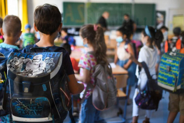 L'augurio di buon inizio di anno scolastico del Sindaco Francesco Zaccaria - Osservatorio Fasano