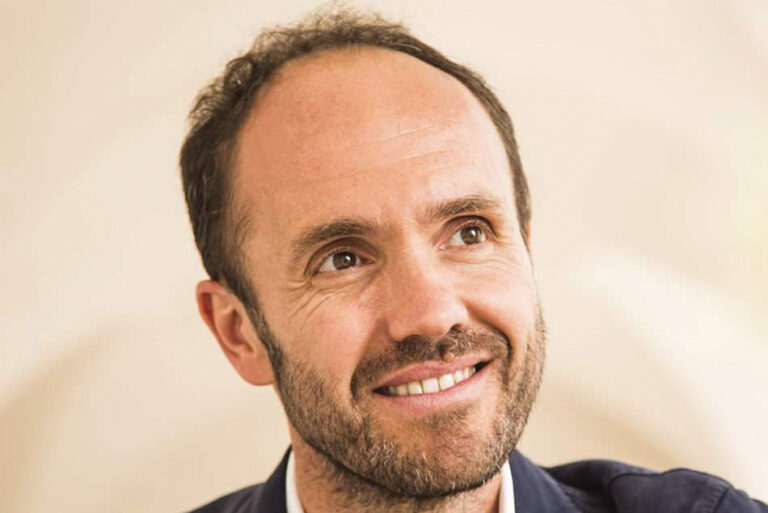 Covid-19, i casi salgono a 197: scuole Medie e Superiori chiuse fino a fine mese - Osservatorio Fasano