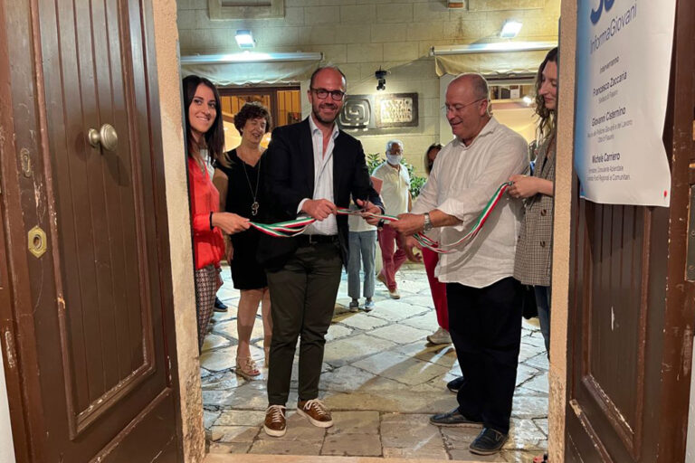 Inaugurato lo 'Sportello360', il servizio Informagiovani realizzato con un progetto Servizio Civile Universale - Osservatorio Fasano