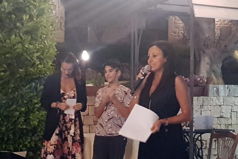 Con la storia di Federica Angeli si chiude la rassegna ‘Aperitivi teatrali’ Con la storia di Federica Angeli si chiude la rassegna 'Aperitivi teatrali' - Osservatorio Fasano
