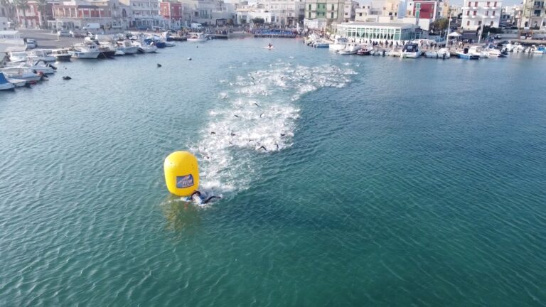 EgnaziaTri: Alessandro Fabian è il nuovo Campione italiano Triathlon Medio 2022 EgnaziaTri: Alessandro Fabian è il nuovo Campione italiano Triathlon Medio 2022 - Osservatorio Fasano