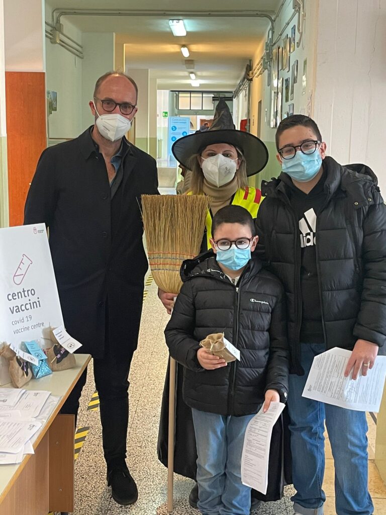 Vaccinazioni pediatriche, da domani l’hub per i bambini dai 5 agli 11 anni sarà a Conforama Vaccinazioni pediatriche, da domani l’hub per i bambini dai 5 agli 11 anni sarà a Conforama - Osservatorio Fasano
