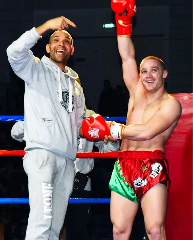 Niko Wesker vince per KO in Thailandia Niko Wesker vince per KO in Thailandia - Osservatorio Fasano