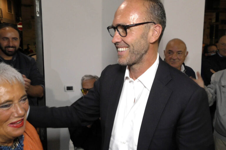 Con 12.032 preferenze, Francesco Zaccaria è nuovamente il Sindaco di Fasano VIDEO Con 12.032 preferenze, Francesco Zaccaria è nuovamente il Sindaco di Fasano VIDEO - Osservatorio Fasano