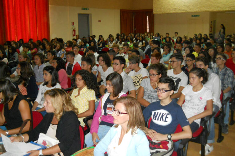 Al liceo ‘Leonardo da Vinci” premiati gli studenti diplomati con lode Al liceo 'Leonardo da Vinci" premiati gli studenti diplomati con lode - Osservatorio Fasano