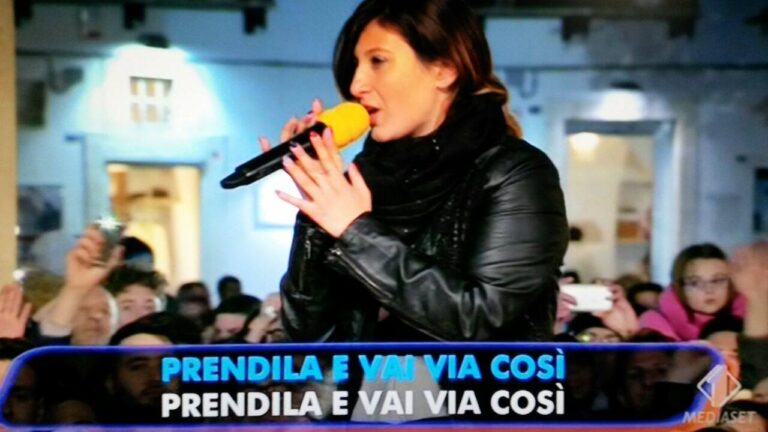 La fasanese Maria Adele Divella tra i concorrenti del 'Karaoke' di Italia1 - Osservatorio Fasano