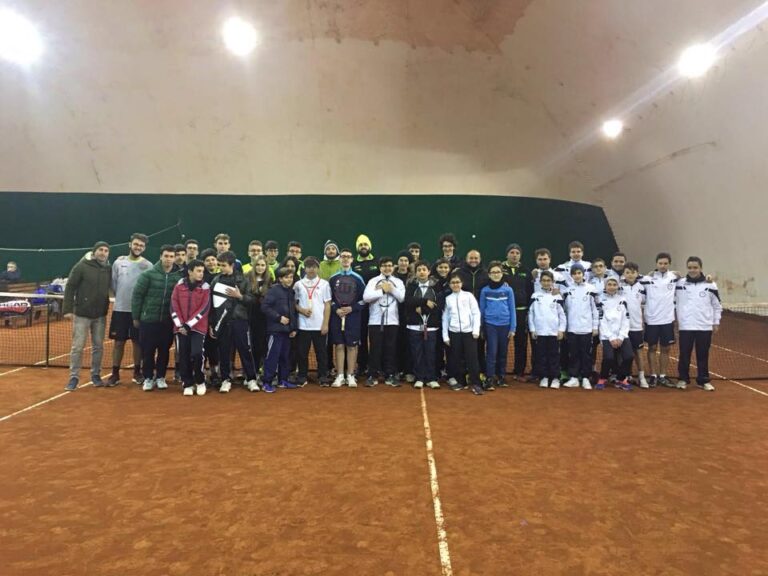 Quadrangolare di minitennis sui campi dell’Icos Sporting Club Fasano Quadrangolare di minitennis sui campi dell'Icos Sporting Club Fasano - Osservatorio Fasano