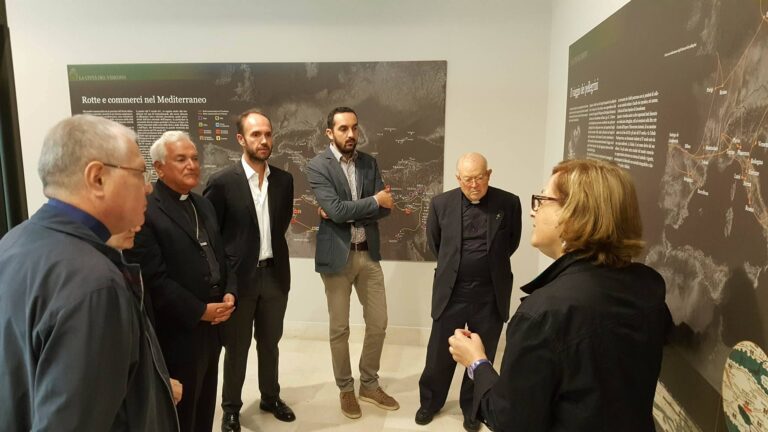 In visita ad Egnazia Mons. Giuseppe Favale e Mons. Nicola Girasoli In visita ad Egnazia Mons. Giuseppe Favale e Mons. Nicola Girasoli - Osservatorio Fasano