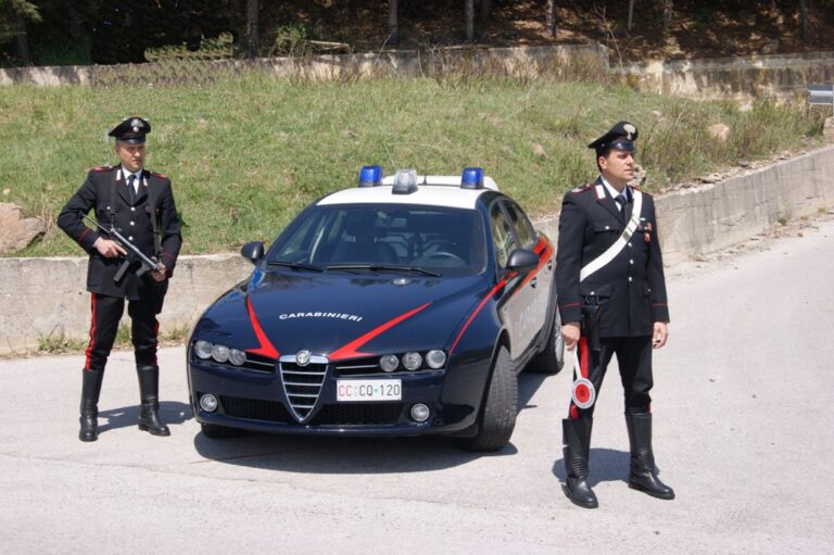 Controlli a tappeto dei Carabinieri di Fasano: scattano diverse denunce Controlli a tappeto dei Carabinieri di Fasano: scattano diverse denunce - Osservatorio Fasano