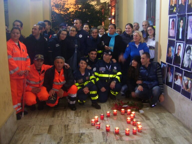 L'Aguvs di Fasano in piazza per la giornata mondiale delle vittime della strada - Osservatorio Fasano