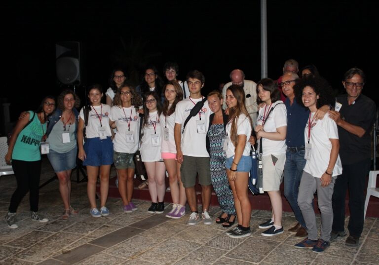 Il concorso nazionale ‘Scrivoanchio’ fa tappa a Savelletri e c’è anche una fasanese in finale Il concorso nazionale 'Scrivoanchio' fa tappa a Savelletri e c'è anche una fasanese in finale - Osservatorio Fasano