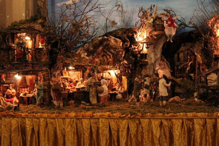 Inaugurato a Fasano il primo caratteristico presepe - Osservatorio Fasano