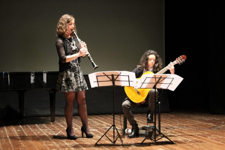 Emozionare ed emozionarsi: prerogativa di una intensa mattinata al Teatro Sociale di Fasano - Osservatorio Fasano