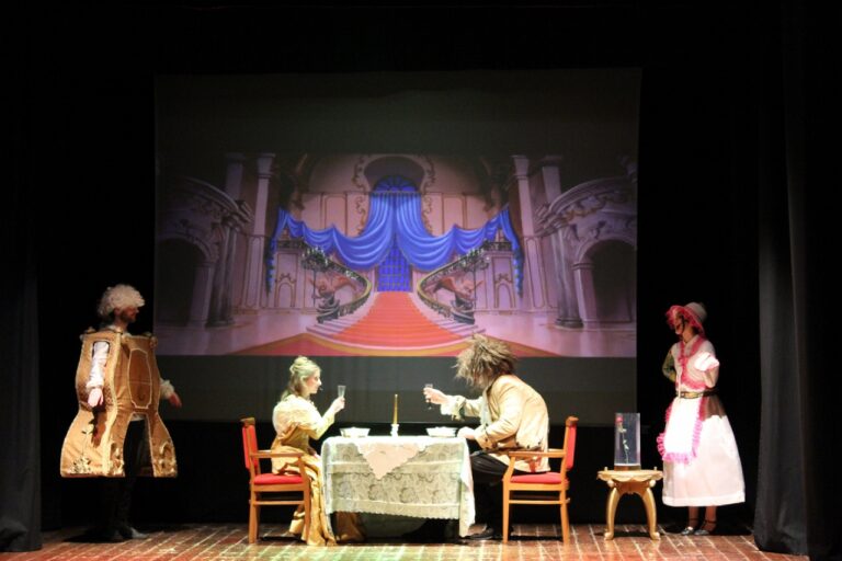 A Fasano i bambini sognano l’amore grazie al Teatro Famiglia A Fasano i bambini sognano l'amore grazie al Teatro Famiglia - Osservatorio Fasano