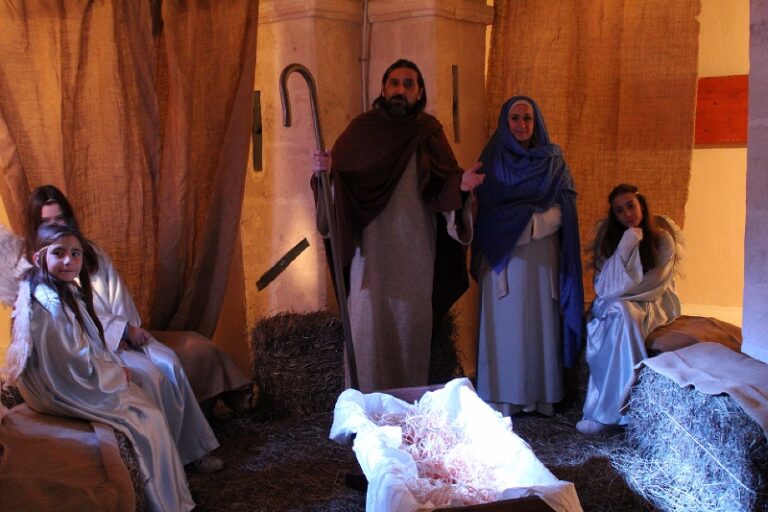 Brilla la luce del presepe vivente dell'Anspi a Fasano - Osservatorio Fasano