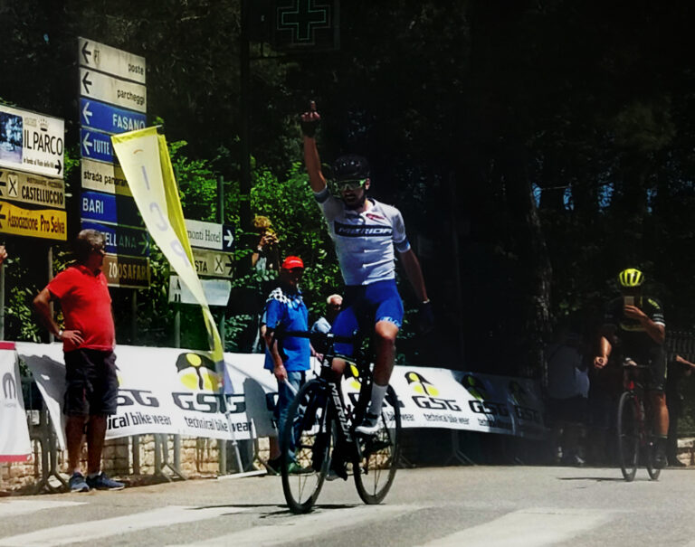 La bellezza dello sport e di Fasano trionfano alla 'Puglia KKL Granfondo' - Osservatorio Fasano