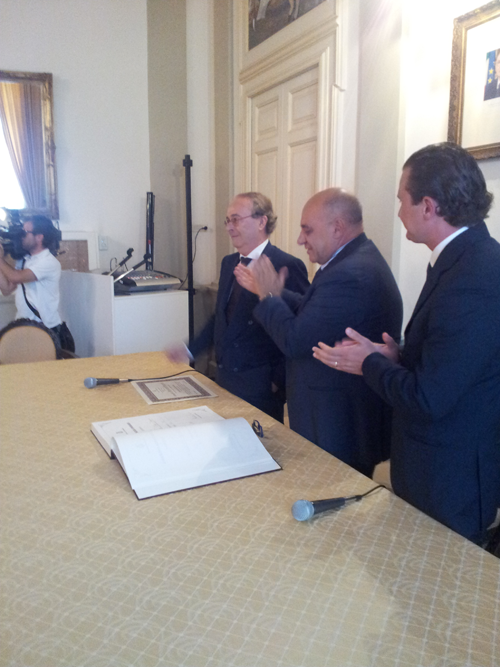 Conferita al professor Piergiorgio Spaggiari la cittadinanza onoraria Conferita al professor Piergiorgio Spaggiari la cittadinanza onoraria - Osservatorio Fasano