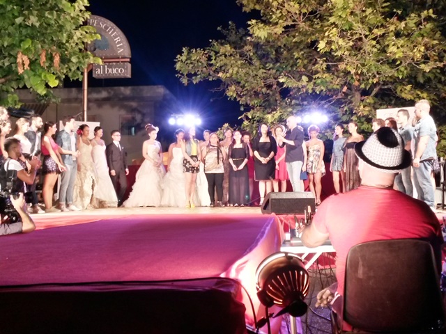 A Torre Canne sfilano musica e moda dal ‘fascino ribelle’ A Torre Canne sfilano musica e moda dal 'fascino ribelle' - Osservatorio Fasano