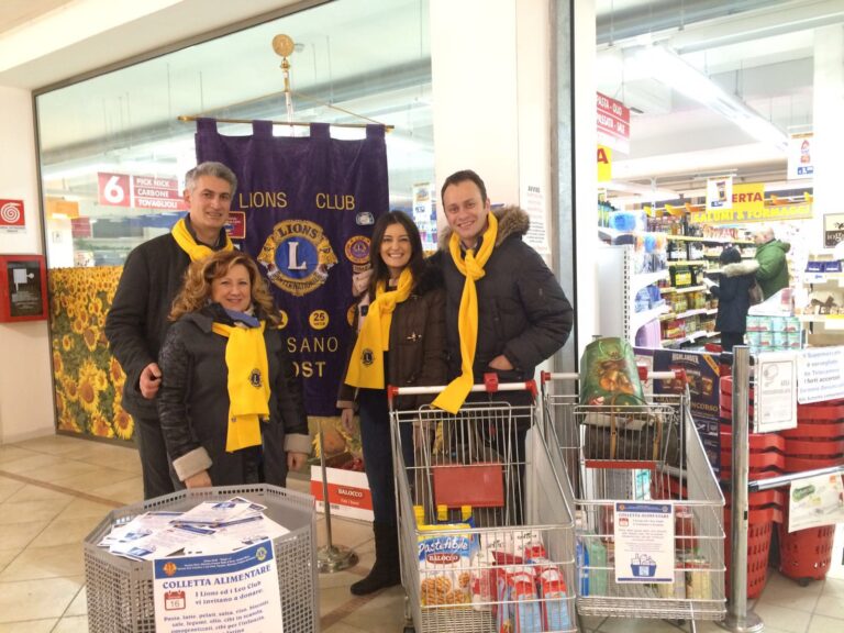 Successo per la raccolta alimentare benefica del Lions Club Fasano Host Successo per la raccolta alimentare benefica del Lions Club Fasano Host - Osservatorio Fasano