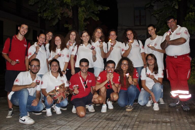 I giovani Cri di Fasano in spiaggia per responsabilizzare i ragazzi I giovani Cri di Fasano in spiaggia per responsabilizzare i ragazzi - Osservatorio Fasano