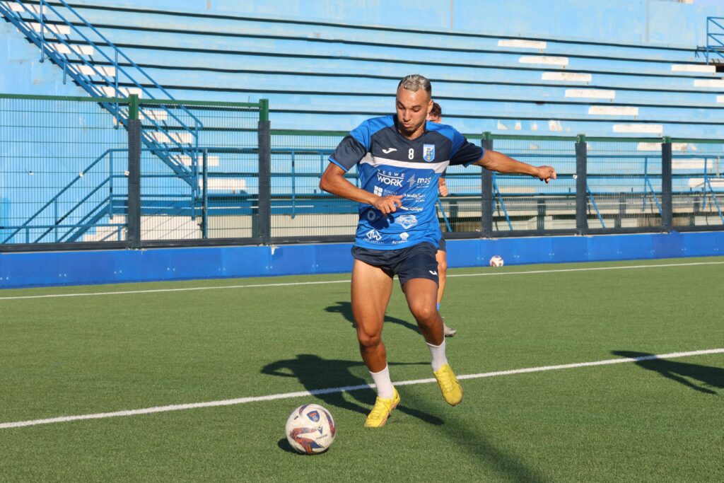 Fasano Calcio: ultimi test pre-campionato contro Lecce e Bit Mola - Osservatorio Fasano Fasano Calcio: ultimi test pre-campionato contro Lecce e Bit Mola - Osservatorio Fasano