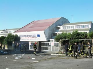 Brindisi: grave anche la seconda ragazza travolta dall’esplosione Brindisi: grave anche la seconda ragazza travolta dall'esplosione - Osservatorio Fasano