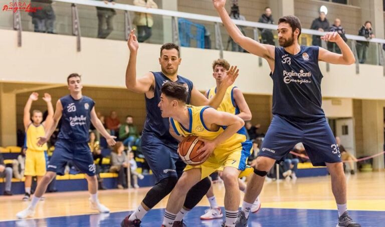 Sport fasanesi, le frazioni sorridono mentre quasi tutta la città piange Sport fasanesi, le frazioni sorridono mentre quasi tutta la città piange - Osservatorio Fasano