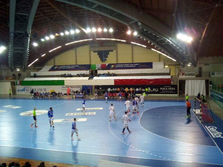 Finali Coppa Italia: la Junior Fasano cede ai rigori al Bolzano Finali Coppa Italia: la Junior Fasano cede ai rigori al Bolzano - Osservatorio Fasano