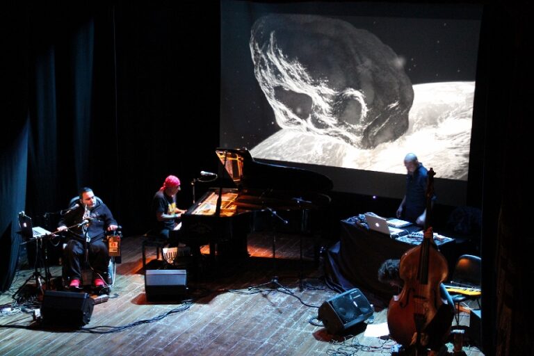 Note elettroniche ed emozioni in musica con Vincenzo Deluci al Teatro Sociale di Fasano - Osservatorio Fasano
