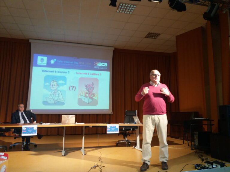 Il ‘L. Da Vinci’ protagonista della ‘Giornata Mondiale della sicurezza in rete’ Il 'L. Da Vinci' protagonista della 'Giornata Mondiale della sicurezza in rete' - Osservatorio Fasano