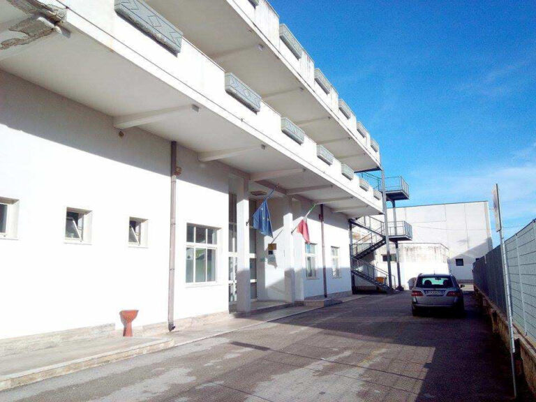 Aule gelate all'Alberghiero di Fasano: molti studenti tornano a casa - Osservatorio Fasano