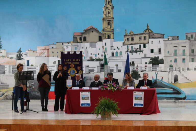 La studentessa fasanese Sara Altamura premiata dal Lions Club di Monopoli - Osservatorio Fasano