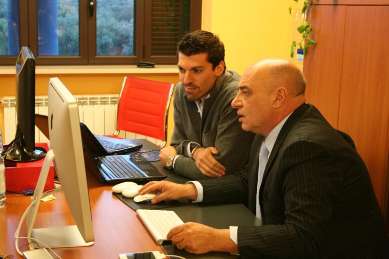 Giunta comunale: si prospetta braccio di ferro tra Pdl e Circoli Nuova Italia Giunta comunale: si prospetta braccio di ferro tra Pdl e Circoli Nuova Italia - Osservatorio Fasano