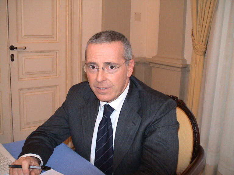 Cavalcaferrovia di Pozzo Faceto: non si muove foglia e Scianaro scrive a Bruno Cavalcaferrovia di Pozzo Faceto: non si muove foglia e Scianaro scrive a Bruno - Osservatorio Fasano