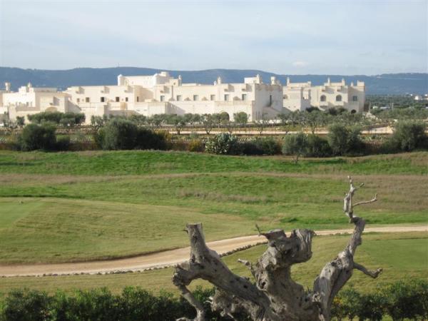 Fasano, Borgo Egnazia e Savelletri nel mirino dell’Apulia Film Commission Fasano, Borgo Egnazia e Savelletri nel mirino dell'Apulia Film Commission - Osservatorio Fasano