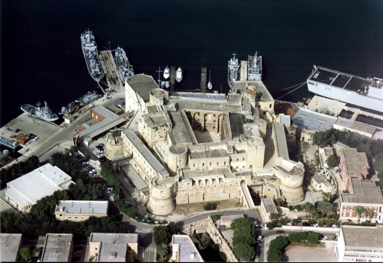 Giuditta D’Amico vince il primo premio del concorso nazionale ‘Premio di Laurea sull’Architettura Fortificata’ Giuditta D'Amico vince il primo premio del concorso nazionale 'Premio di Laurea sull’Architettura Fortificata' - Osservatorio Fasano