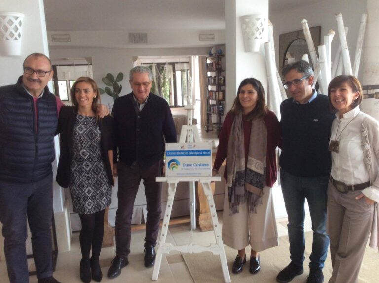A Canne Bianche il premio 'Stanze Italiane 2017' e il marchio del Parco Dune Costiere - Osservatorio Fasano