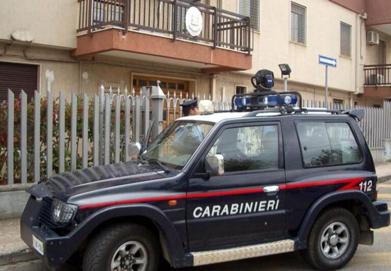 Guida senza patente e frode informatica: due denunce dei carabinieri a Fasano - Osservatorio Fasano