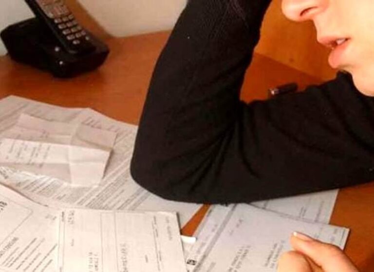 Bollette pazze: il Codacons offre ‘paracadute’ agli utenti pugliesi Bollette pazze: il Codacons offre 'paracadute' agli utenti pugliesi - Osservatorio Fasano