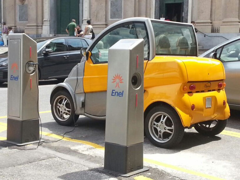 Presto a Fasano quattro distributori per ricaricare gratuitamente veicoli elettrici - Osservatorio Fasano