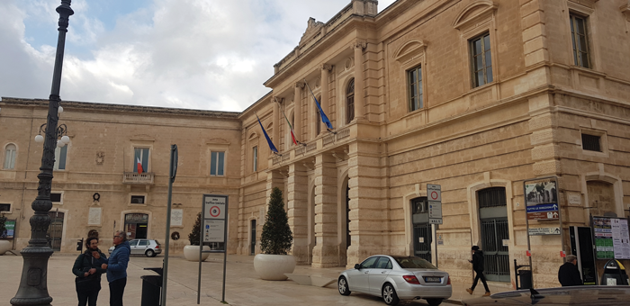 Un amministratore della Giunta di Bari ribatte alle accuse del sindaco e dell’assessore al bilancio Un amministratore della Giunta di Bari ribatte alle accuse del sindaco e dell'assessore al bilancio - Osservatorio Fasano