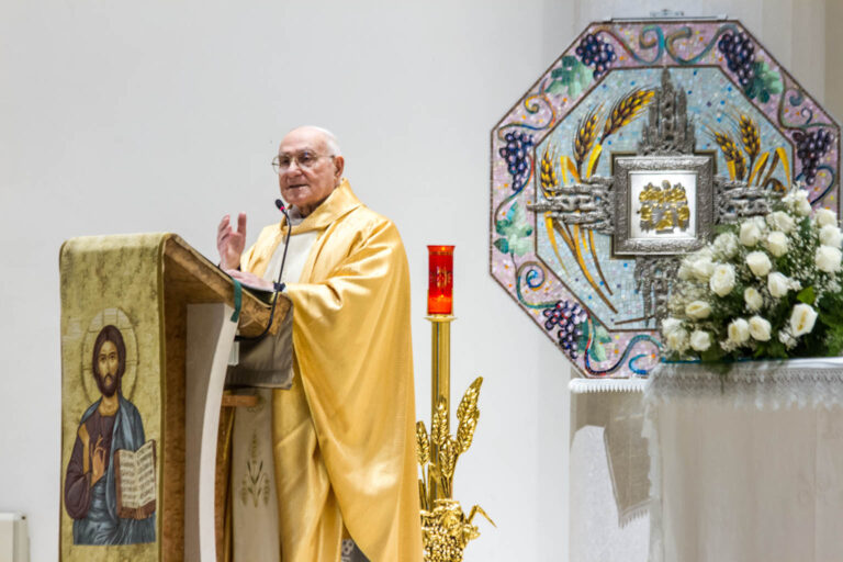 Don Francesco Borselli, cinquant'anni con la comunità montalbanese - Osservatorio Fasano