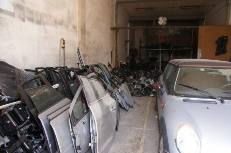 In officina un'auto rubata e pezzi di motore: denunciati per ricettazione due fasanesi - Osservatorio Fasano