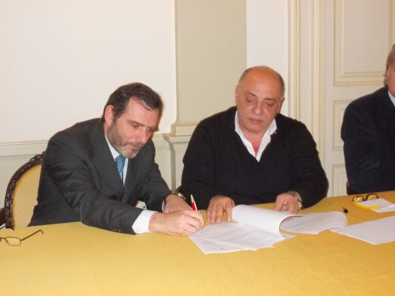 Firmato il protocollo d'intesa tra Comune e Poste Italiane - Osservatorio Fasano