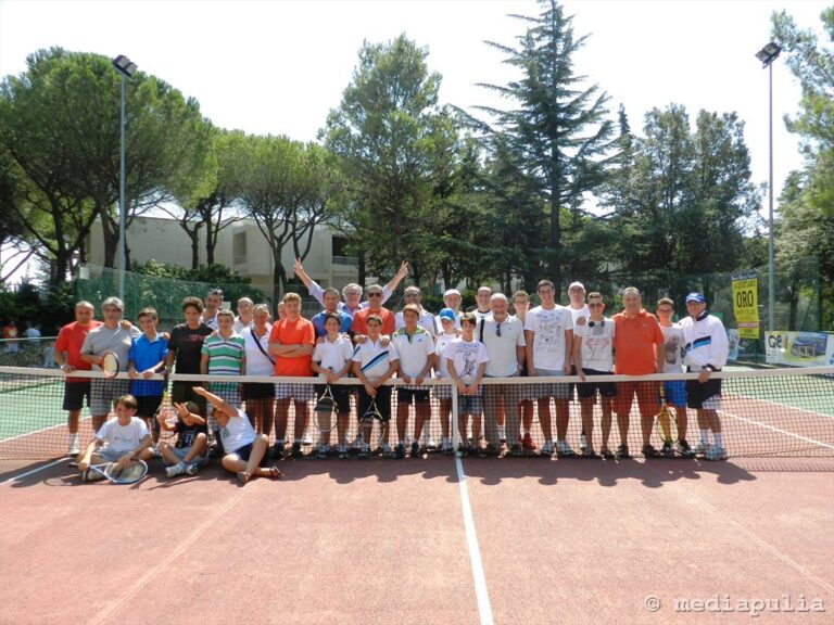 'Al tennis con papà': a vincere è la famiglia - Osservatorio Fasano