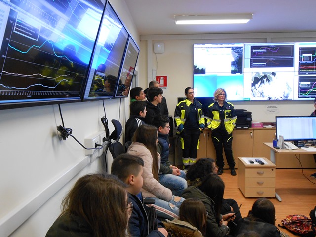 ‘Dal banco alla strada’: studenti di Pezze di Greco e Montalbano a lezione di Protezione Civile 'Dal banco alla strada': studenti di Pezze di Greco e Montalbano a lezione di Protezione Civile - Osservatorio Fasano