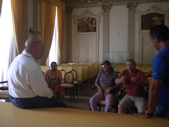 Alba nuova: il sindaco incontra i disoccupati Alba nuova: il sindaco incontra i disoccupati - Osservatorio Fasano