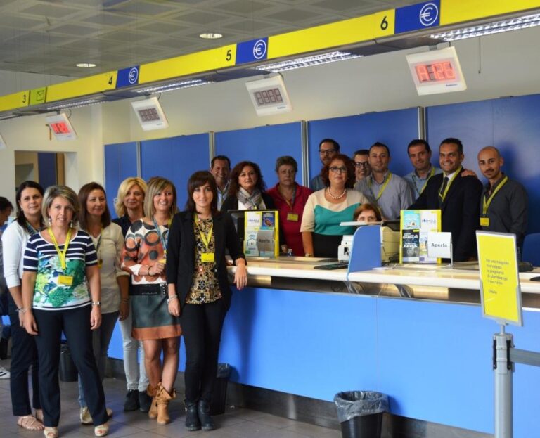 Eccellenza nell'offerta alla clientela: premiato l'ufficio postale centrale di Fasano - Osservatorio Fasano