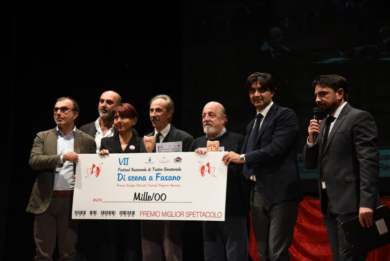 'L'arte della commedia' asso pigliatutto al festival 'Di scena a Fasano' - Osservatorio Fasano